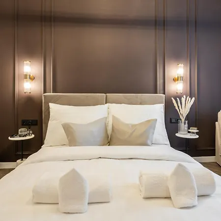 Timeless Boutique By Bqa